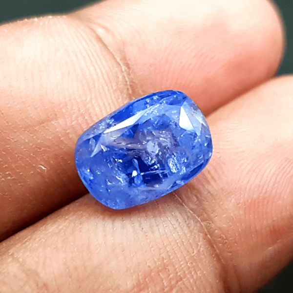 An Original Natural Sri Lankan or Siloni or Ceylon Blue Sapphire (indro Nila Pathor) Stone - অরিজিনাল শ্রীলংকান বা সিংহলি বা সিলোনি ইন্দ্রনীলা পাথর