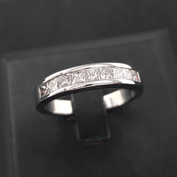 Latest Diamond Ring Design (রিং) - ডায়মন্ড বা হীরার আংটি